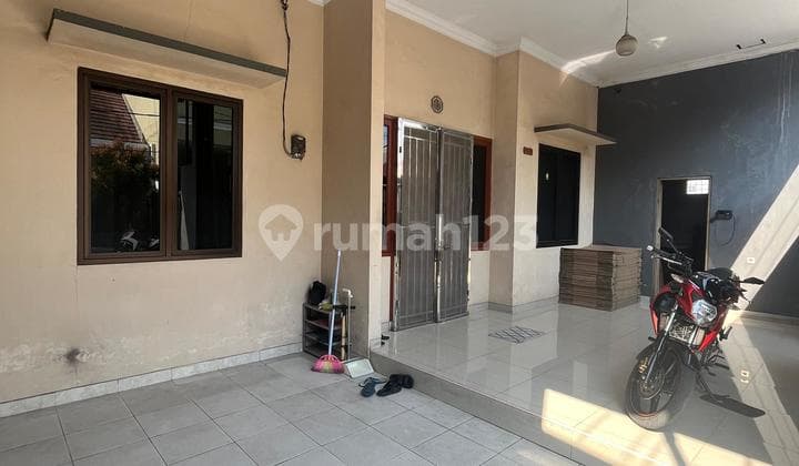 Ready-to-Occupy House in Simprug Poris, Tangerang