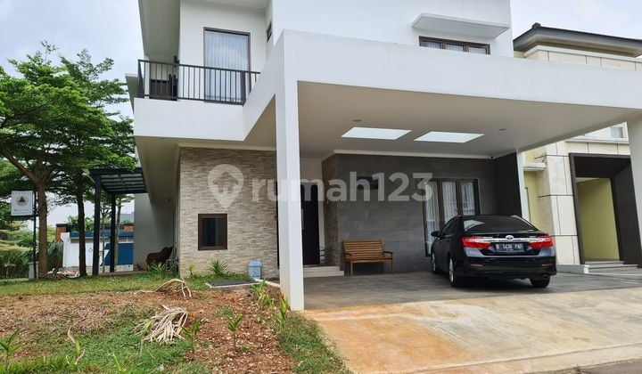 Dijual rumah bangunan mandiri di Sutera Leora, Alam Sutera.