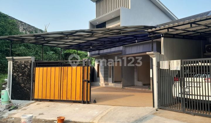 For Sale Ready-to-Live House In Serpong Park.