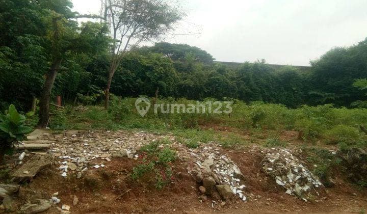 Land in the city center with sea view at Jl. Wolter Monginsidi I, 1500 m² with SHM certificate.