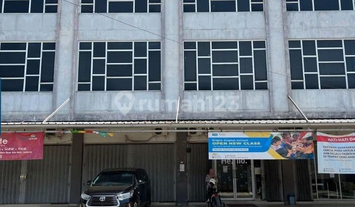 Ruko 4 Pintu 585 m SHM Bagus