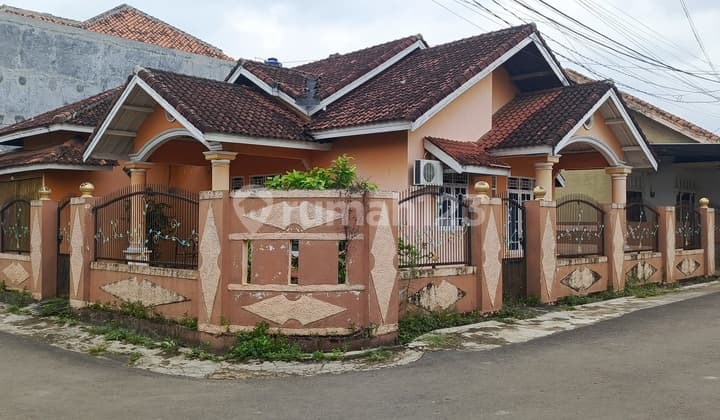 For Sale Nice House in North Teluk Betung with SHM