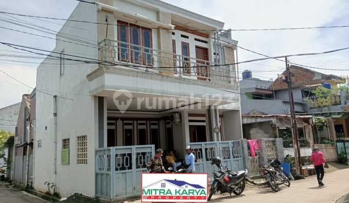 Rumah + Kolam Renang di Duta Kranji Bintara Dekat Ke KRL Cakung