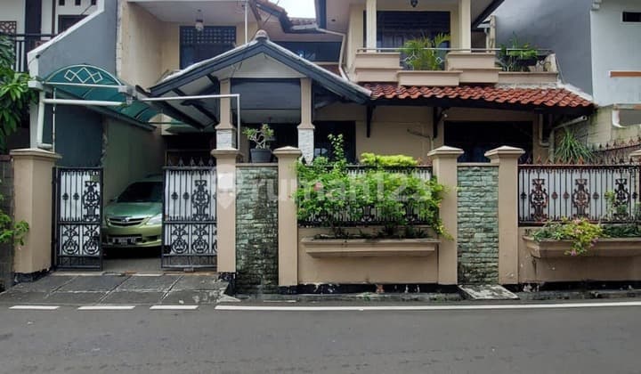 Rumah Asri LT 165 M² di Komplek Pondok Kopi Dekat KRL Klender Baru