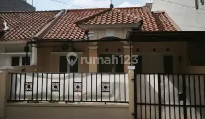 Rumah Asri LT 160 M² di Harapan Indah Bekasi