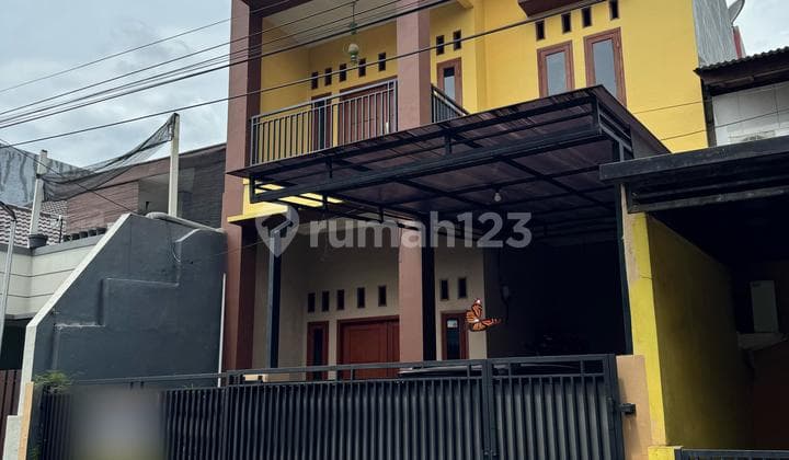 Rumah Cantik Minimalis di Komplek Jakasampurna Dekat LRT dan KRL