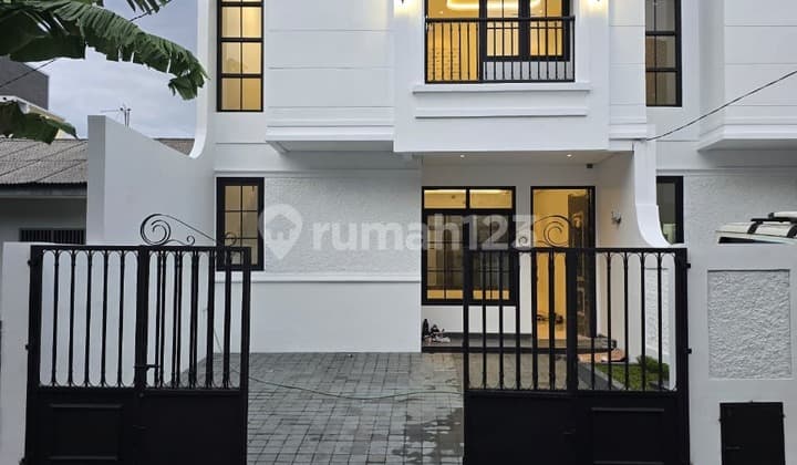 Rumah Baru Fresh di Pondok Bambu