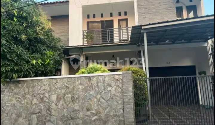 Rumah Cantik Minimalis di Jatiwaringin Dekat ke Halim