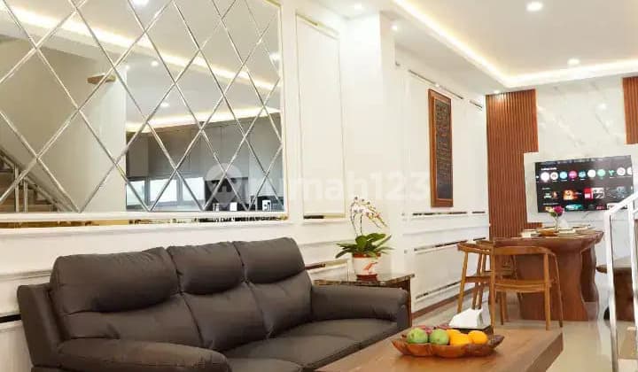 Dijual Rumah Mewah di Komplek Bali Garden City View Awiligar Cigadung Atas Bandung