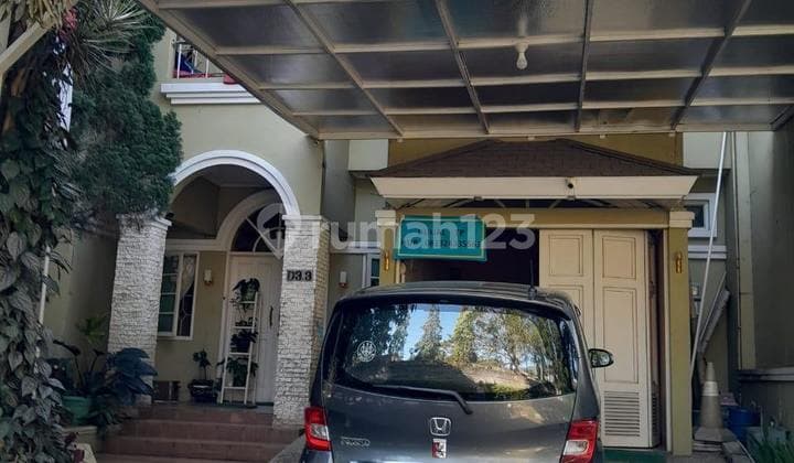 Dijial Rumah Bagus Dalam Komplek Istana Regency Pasteur Bandung