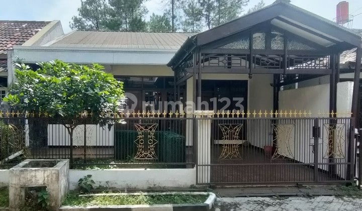 Dijial Rumah Siap Huni di Dalam Komplek Antapani Kidul Bandung