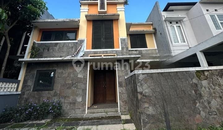 Dijual Cepat Rumah di Komplek Buah Batu Regency Bandung