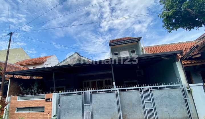 Dijual Rumah Siap Huni Semi Furnished di Antapani Bandung Dekat Griya dan Superindo