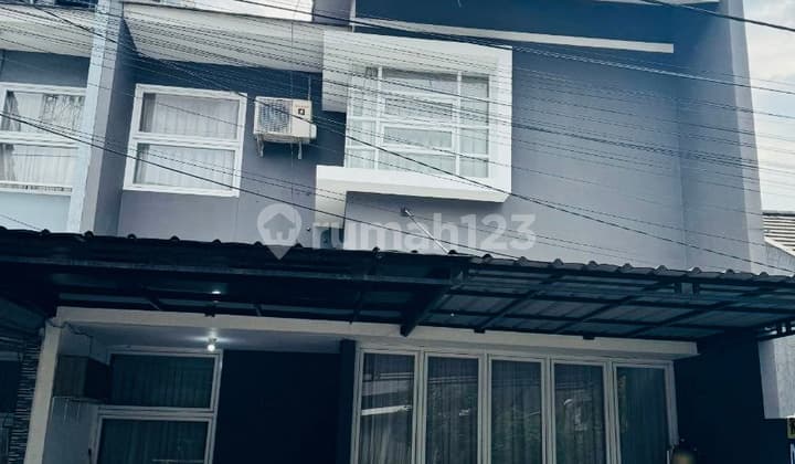 2-Story House for Sale in a Complex at Kawaluyaan Soekarno Hatta, Jatisari, Buahbatu, Bandung