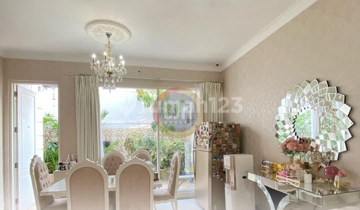 Rumah nyaman dan Bagus di Candi Golf