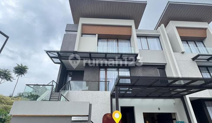 Close to Jorr 2 Access, Corner House, Near Sms, Q Big & Aeon, in Heron