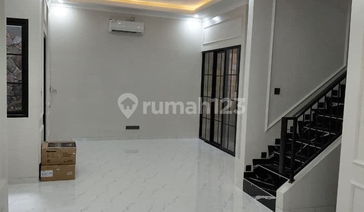 For Sale Brand New 2-Story House in Griyaloka Bsd