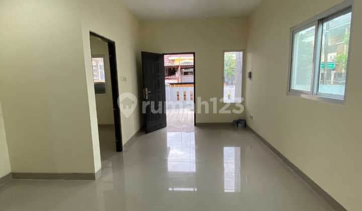 Dijual Rumah Hook Full Renov Sektor 6, Gading Serpong