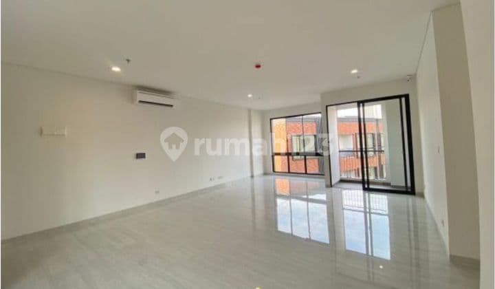 For Sale Apartment Lloyd Alam Sutera South Tangerang Semi Furnished Ready to Occupy