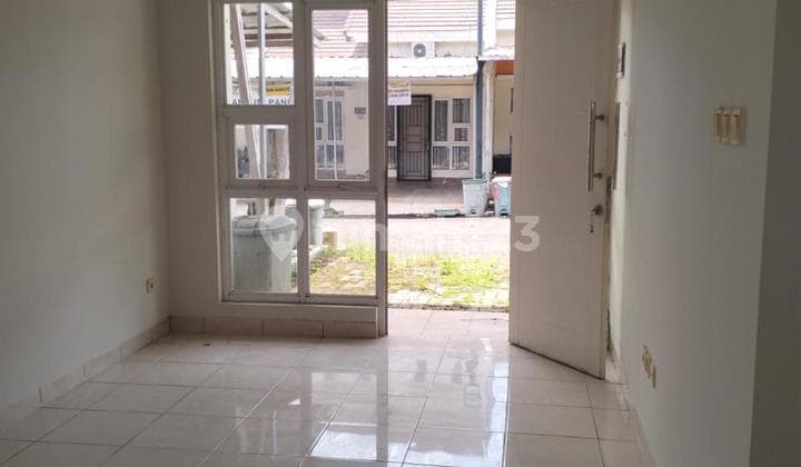 For Sale, Serpong Paradise House, South Tangerang (2 Bedrooms) with SHM (Freehold Certificate)