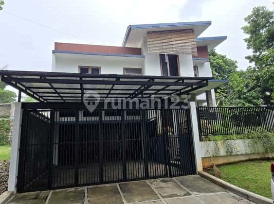 2-Story Luxury House For Sale in Menteng Bintaro, South Tangerang