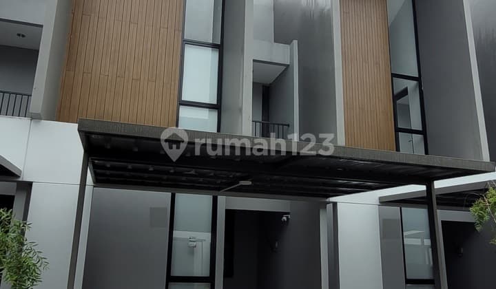 Rumah Cantik di Urban Pop Grandwisata, Bekasi Full Furnished & Elektronik