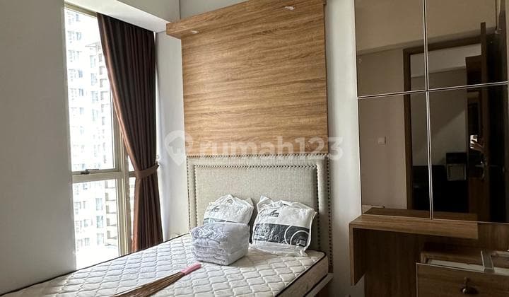 Fully Furnished 1 Bedroom Apartemen Taman Anggrek Residence