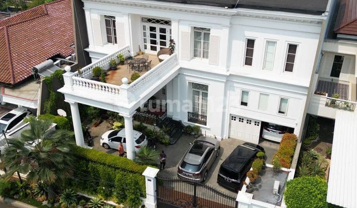Rumah Mewah Klasik 5 Bedroom Furnished Jakarta Selatan Permata Mirah