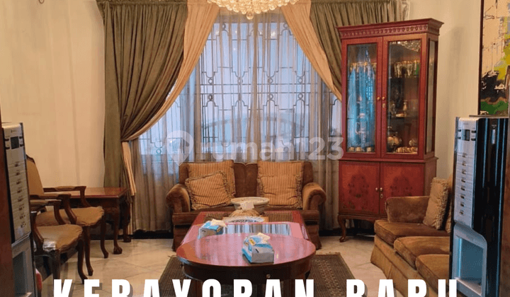WELL-MAINTAINED LUXURY HOUSE IN KEBAYORAN BARU, HOOK, NEAR SCBD