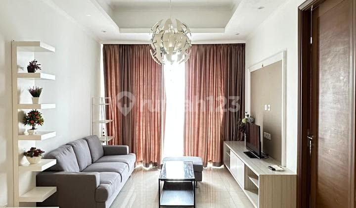Ready fo Lease 2 BR Plus Apartemen Taman Anggrek Residence