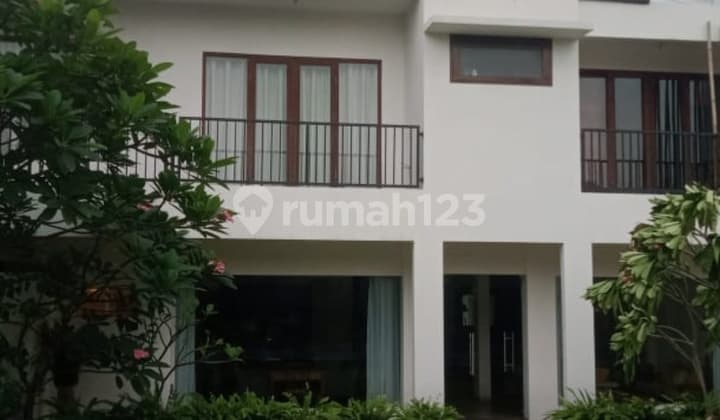 FOR SALE CILANDAK RUMAH MODERN TROPICAL DALAM KOMPLEK