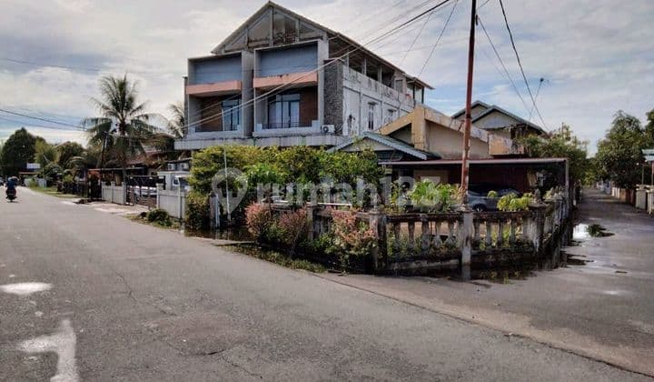 Rumah 2 Unit Siap Huni, Lokasi Strategis Pinggir Jalan Di Jl. Surya