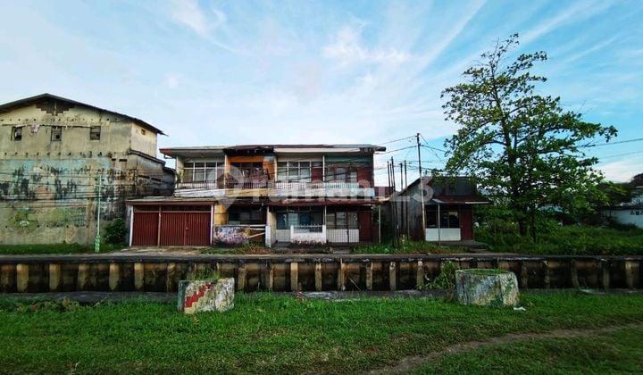 Rumah & Tanah Siap Huni Lokasi Sangat Strategis Harga Terbaik