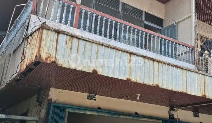 Rumah 2 Lantai Siap Huni, Lokasi Strategis Pusat Kota Di Jalan Siam, Gajah Mada Pontianak