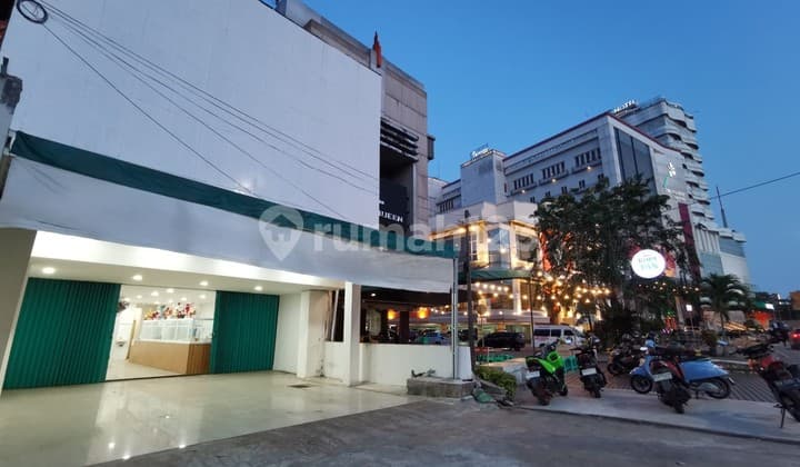 Peluang Bisnis Ruko di Jantung Kota Pontianak Area Gajah Mada