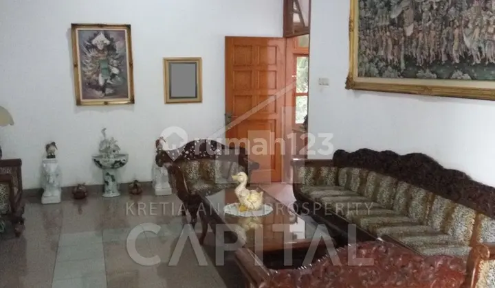 Luxury House Pasteur Wing Bandung Near Maranatha