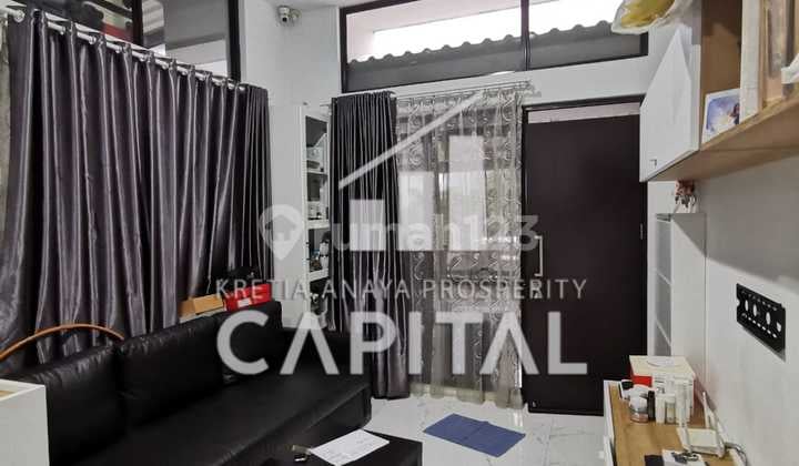Rumah Hook Dekat Taman dan Siap Huni di Kota Baru Parahyangan