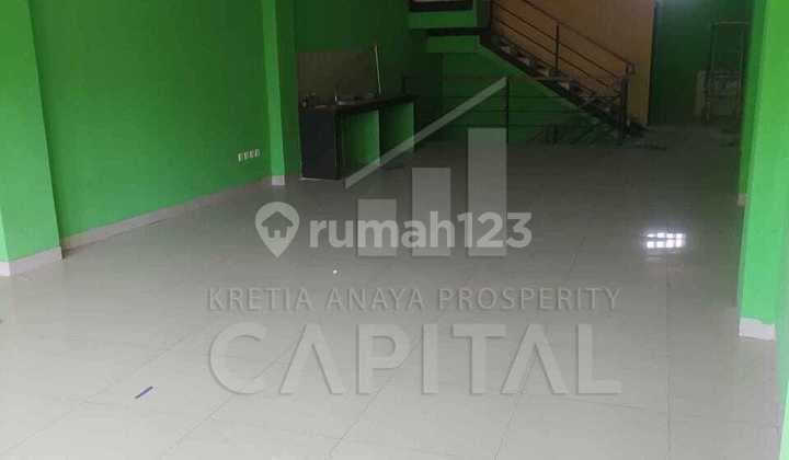 2 Adjacent 4-Story Shop Houses Ready for Business in the Center of Otista City.