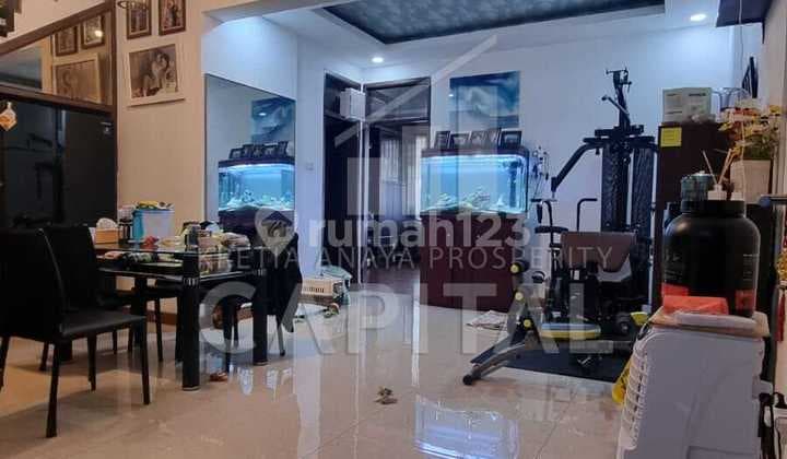 Ruko produktif di inhoftank lantai 1 bisa untuk toko dan lantai 2 bisa untuk tempat tinggal dan sudah Furnished