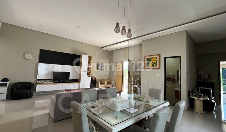 Rumah Villa Bangunan Baru di Cipaki Setiabudi Bandung