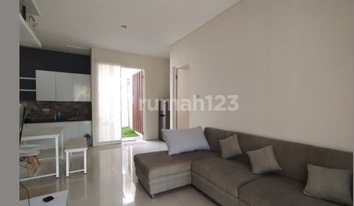 Rumah sewa full furnished di BSB City , Semarang