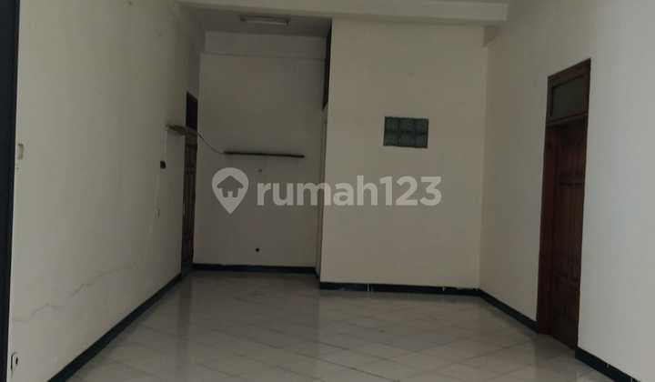 Disewakan Ruko 1 Lantai Strategis Pinggir Jalan Raya Ngagel Surabaya