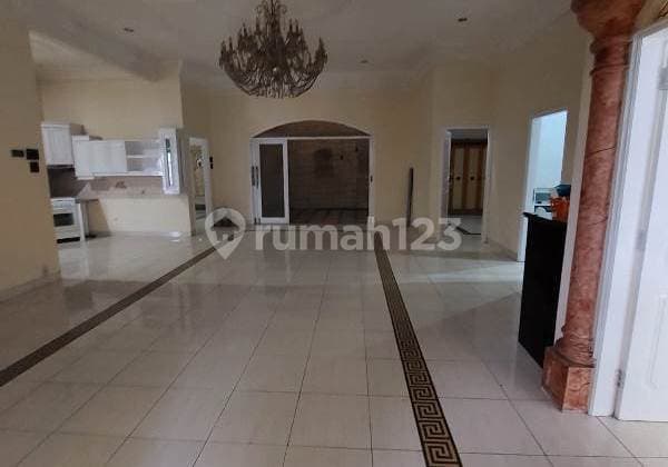 Rumah Rawa Simprug Jakarta Selatan