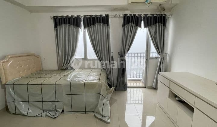 apartemen studio furnitur