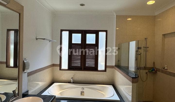 Pondok Indah 455/300 - 3 KT - SF