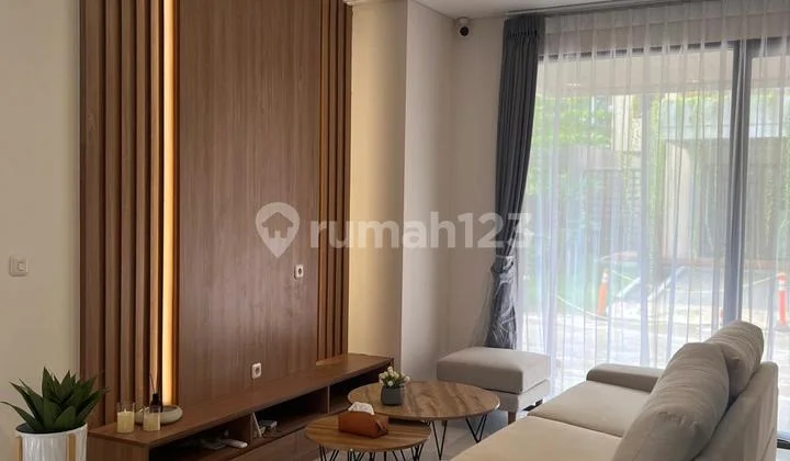 Rumah Brand New Exclusive Dalam Cluster Pondok Indah 3 Lantai Rumah Brand New Exclusive Dalam Cluster Pondok Indah 3 Lantai