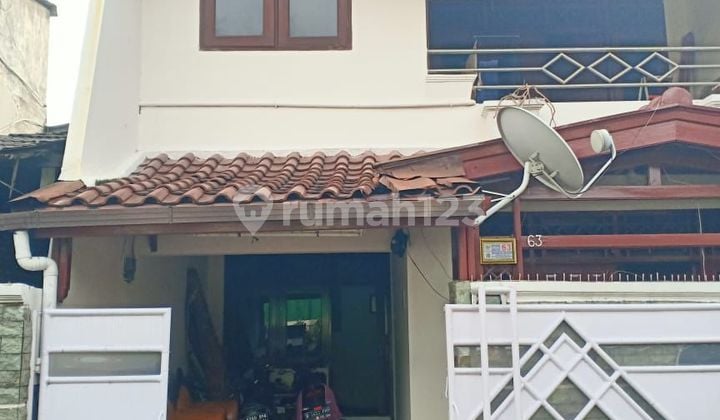 Rumah 2 Lantai Bagus Unfurnished Sertifikat Hak Milik di Kalibata Timur, Jakarta Selatan, Jakarta Selatan