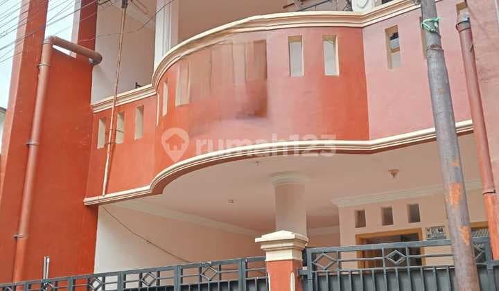 Rumah 2 Lantai di Srengseng Sawah, Jagakarsa