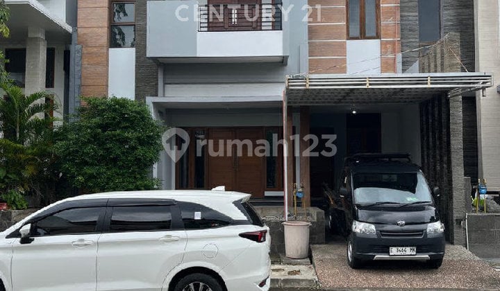 Rumah Dua Lantai di Taman Cipto Cirebon