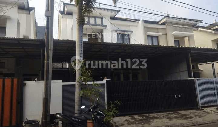 Nice 2-Story House Ready to Occupy in Aralia Cluster, Harapan Indah 2, Bekasi